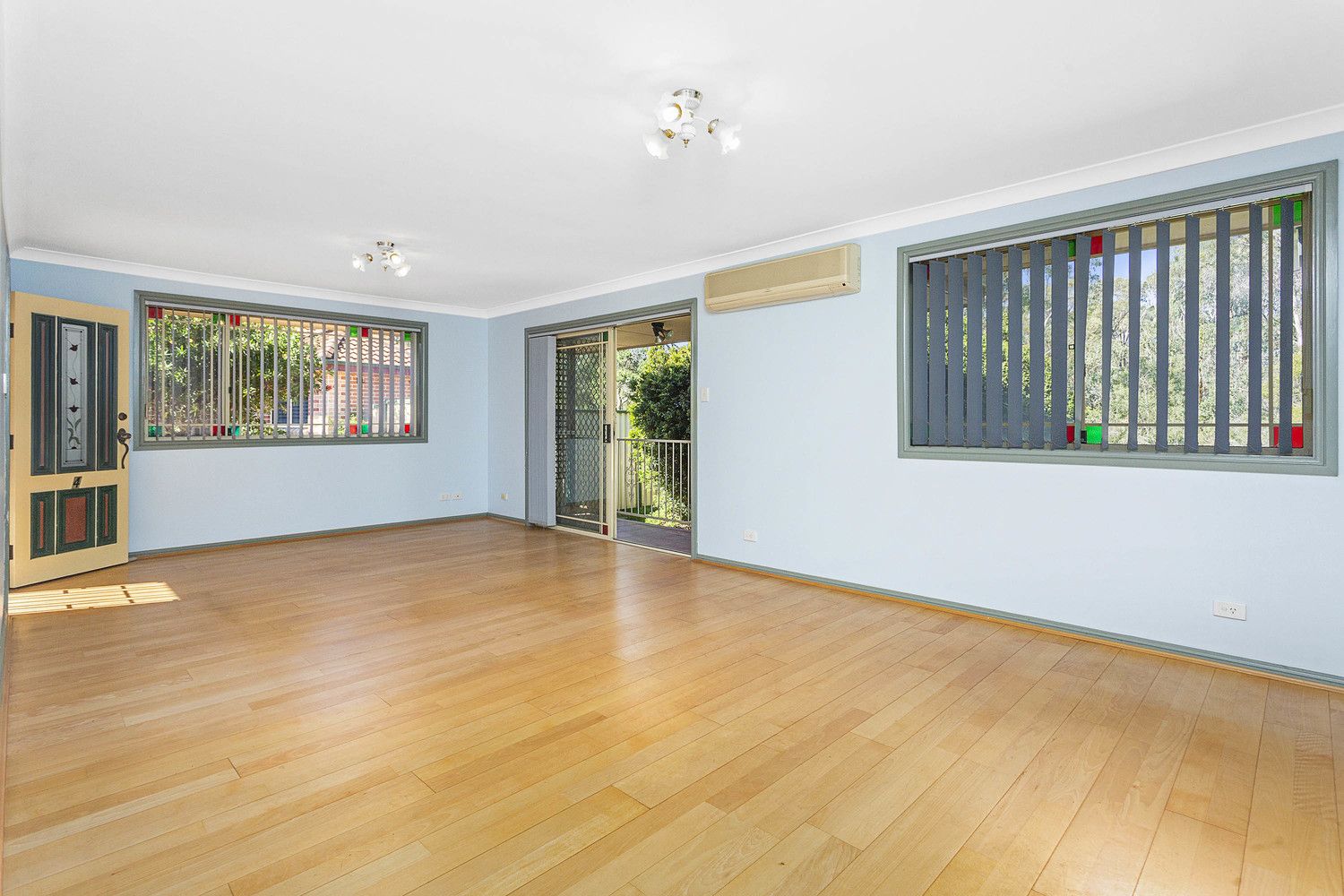 4/23 Parkview Avenue, Picnic Point NSW 2213, Image 2