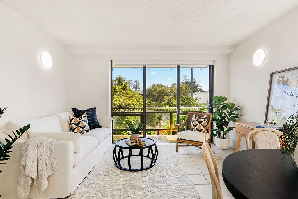 3 bedrooms Apartment / Unit / Flat in 1/2 Arncliffe Avenue PORT MACQUARIE NSW, 2444