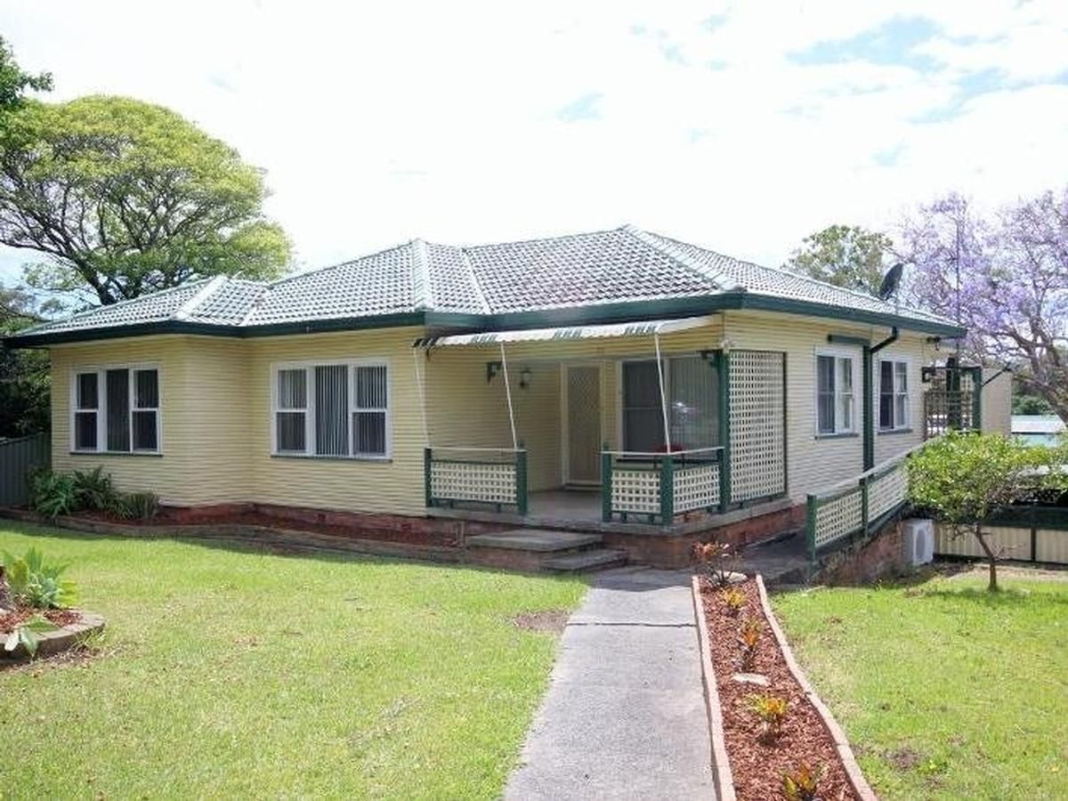42 Vales Road, Mannering Park NSW 2259, Image 0