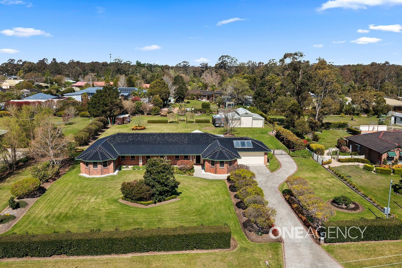 36 Tartarian Crescent, Bomaderry NSW 2541, Image 0