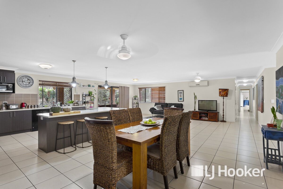 4 Wollemi Close, Regency Downs QLD 4341, Image 1
