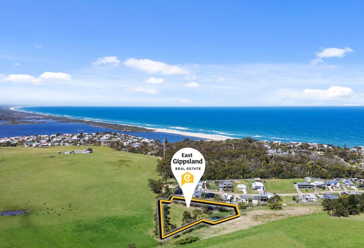 4 bedrooms House in 32 Blays Road LAKE TYERS BEACH VIC, 3909