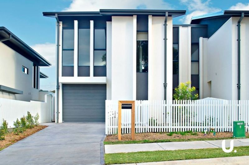 3 bedrooms Townhouse in 16 Rutherford Avenue KELLYVILLE NSW, 2155
