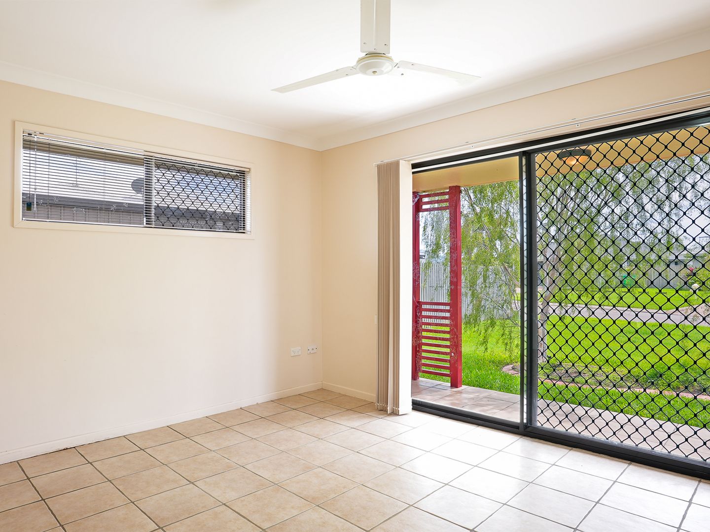 6 Fitzgerald Crescent, Kirwan QLD 4817, Image 2