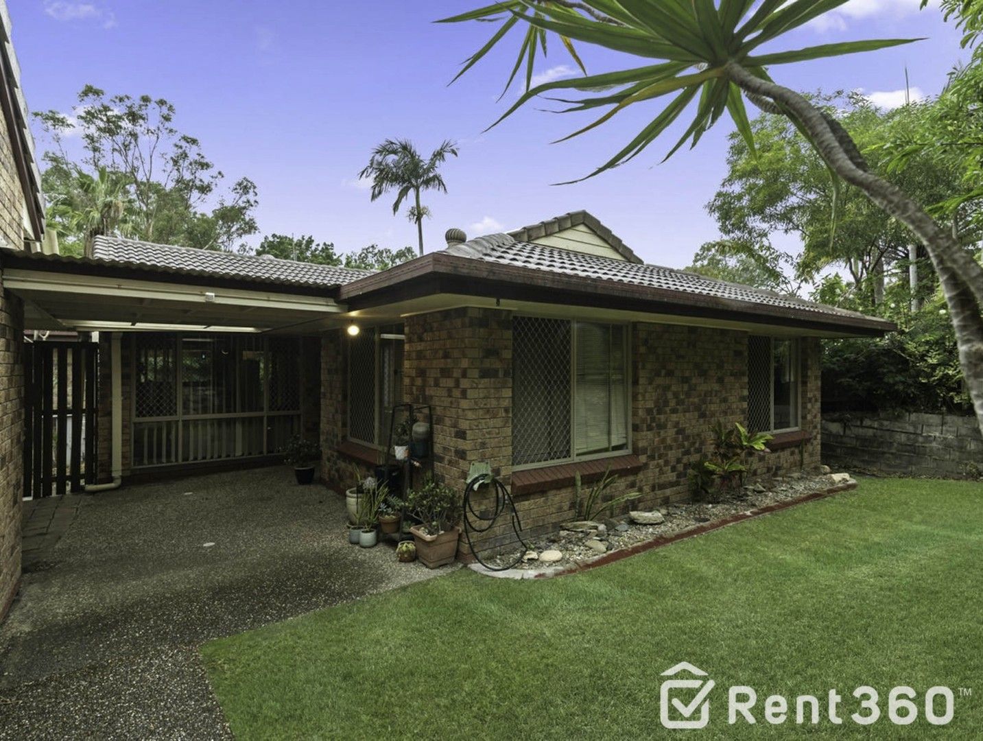 4 bedrooms House in 20 Michelmore Road CARRARA QLD, 4211