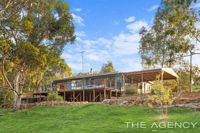 Picture of 680 Stanwix Place, WOOROLOO WA 6558