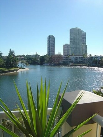 40/11-19 Taylor Street, Biggera Waters QLD 4216