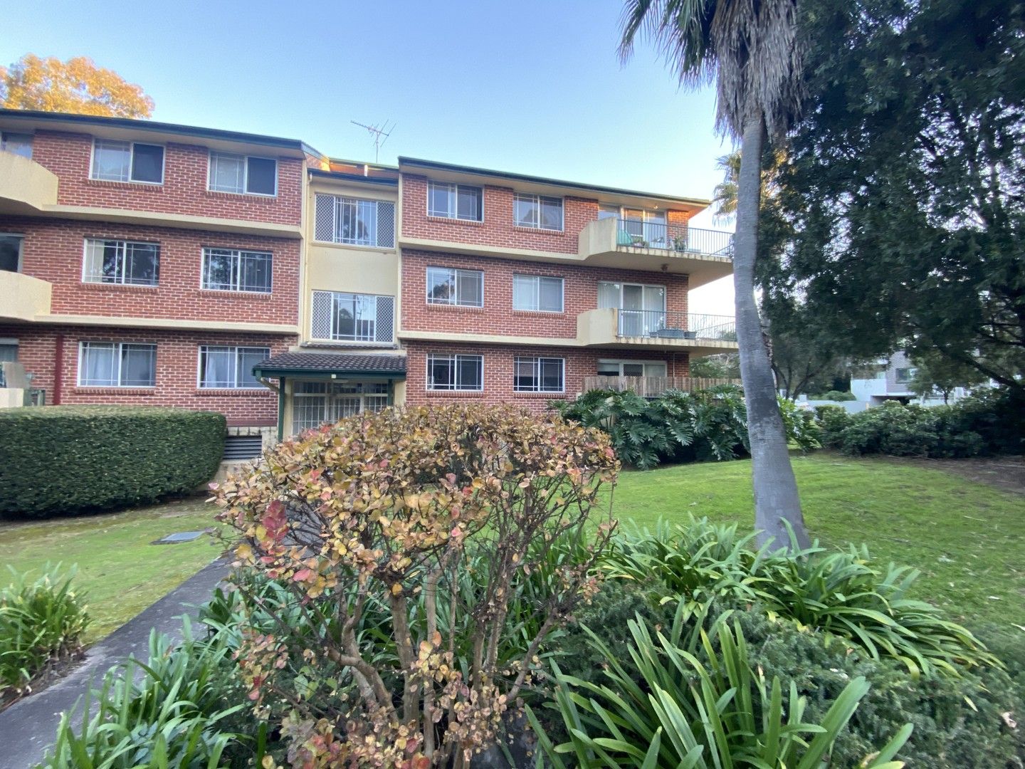 2 bedrooms Apartment / Unit / Flat in 10/54 Hassall Street WESTMEAD NSW, 2145