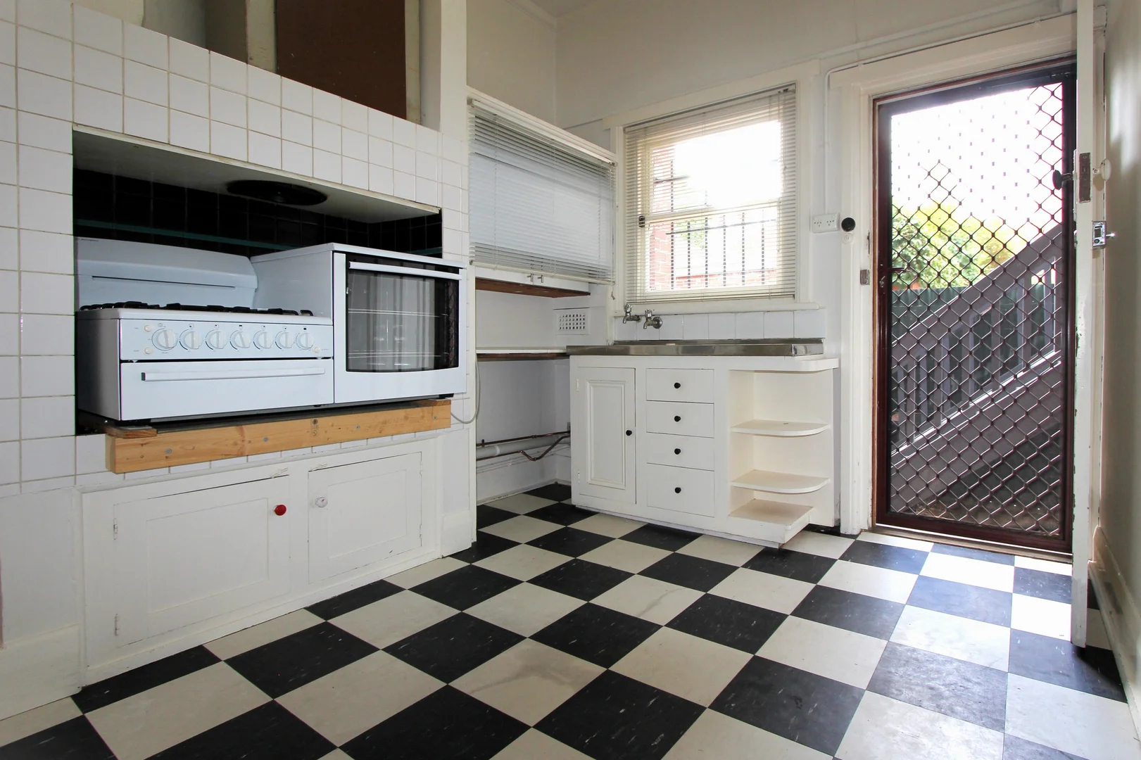 Additional image 3 of 3/1 Coleridge Street, Elwood VIC 3184