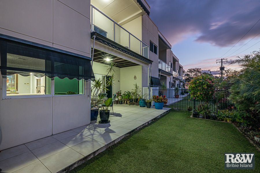 2/8 Wattle Avenue, Bongaree QLD 4507, Image 2