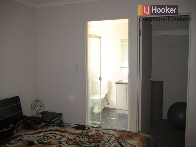 5 The Rise, Munno Para West SA 5115, Image 2