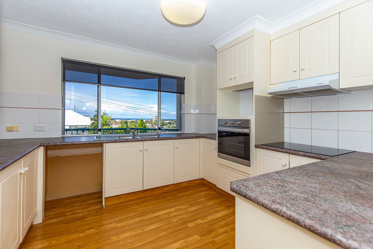 4/28 Tweed Street, Coolangatta QLD 4225, Image 1