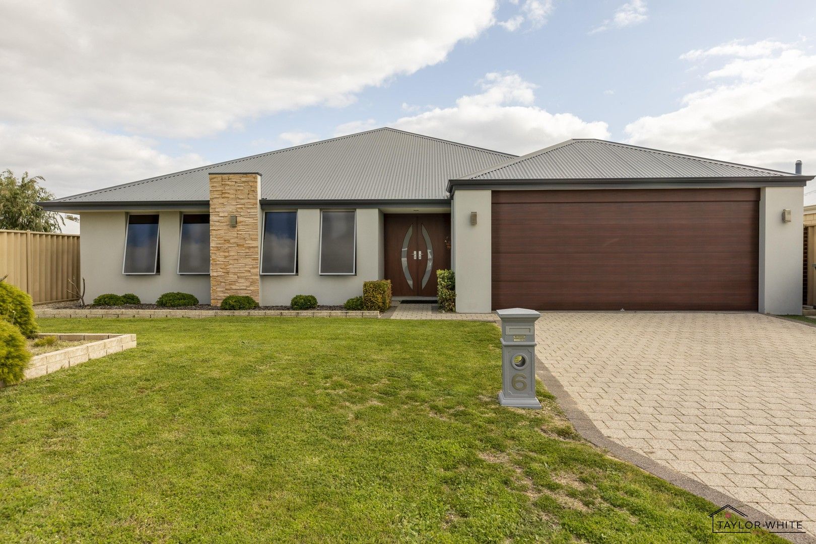 6 Flowerdale Court, Millbridge WA 6232, Image 0