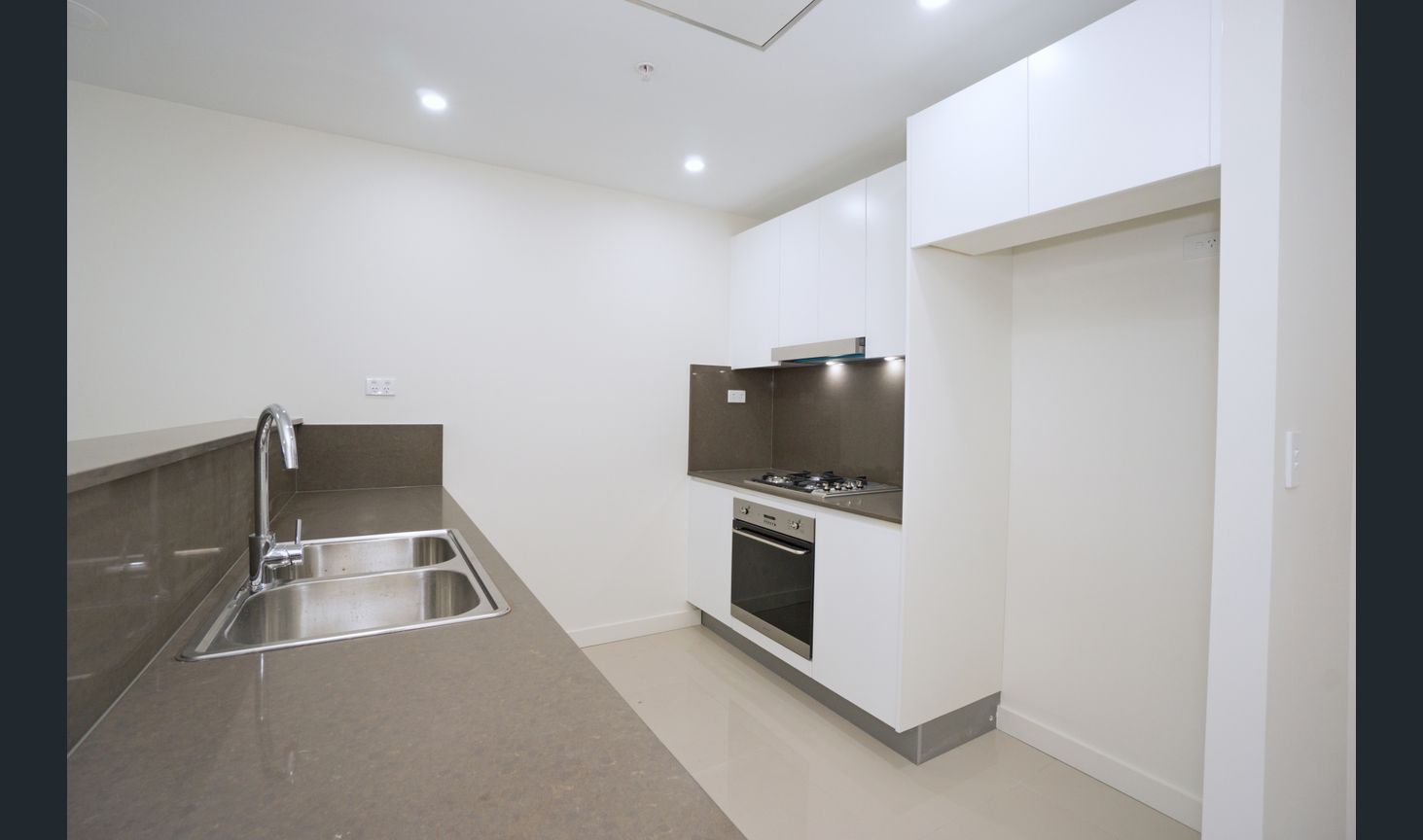 508/299 Old Northern Rd, Castle Hill NSW 2154, Image 2