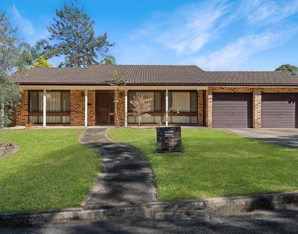 28 Amphitheatre Circuit, Baulkham Hills NSW 2153