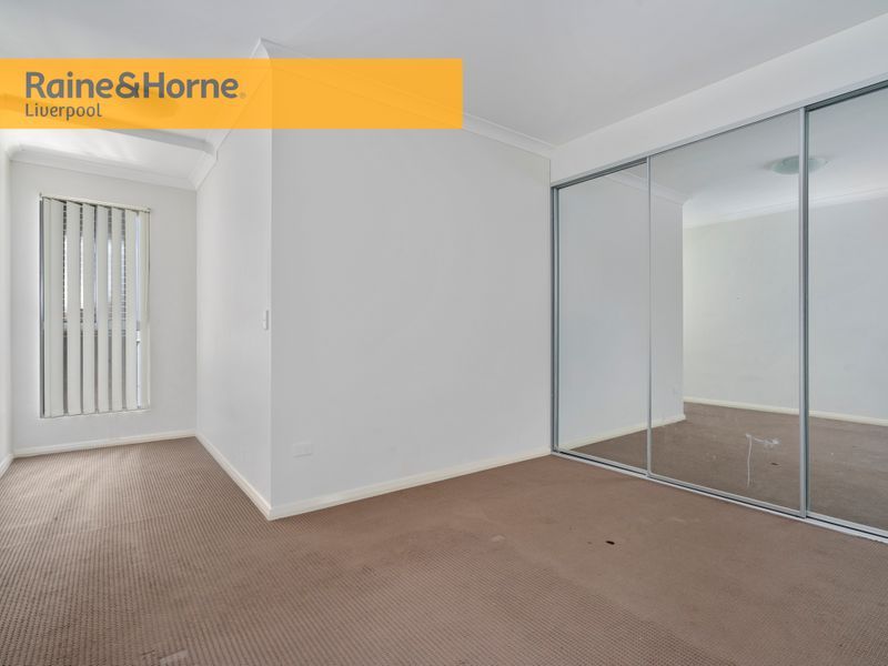 5/3-5 Browne Parade, Warwick Farm NSW 2170, Image 2