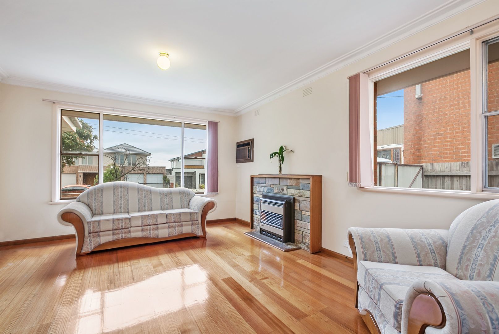 92 Pine Street, Reservoir VIC 3073, Image 1