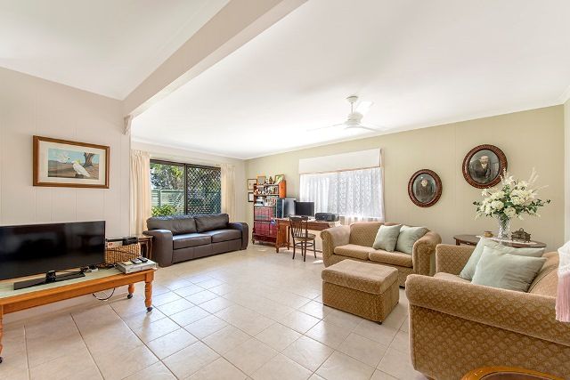 34 Bay Drive, JACOBS WELL QLD 4208, Image 1