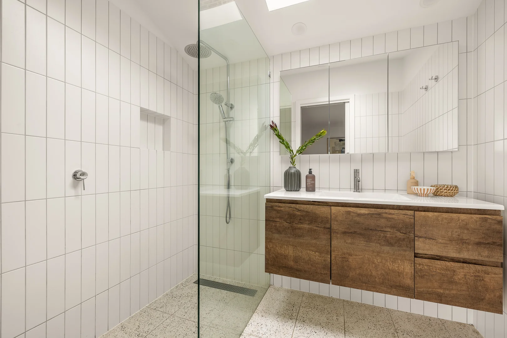 Additional image 10 of 9 Seaview Street, Mount Waverley VIC 3149