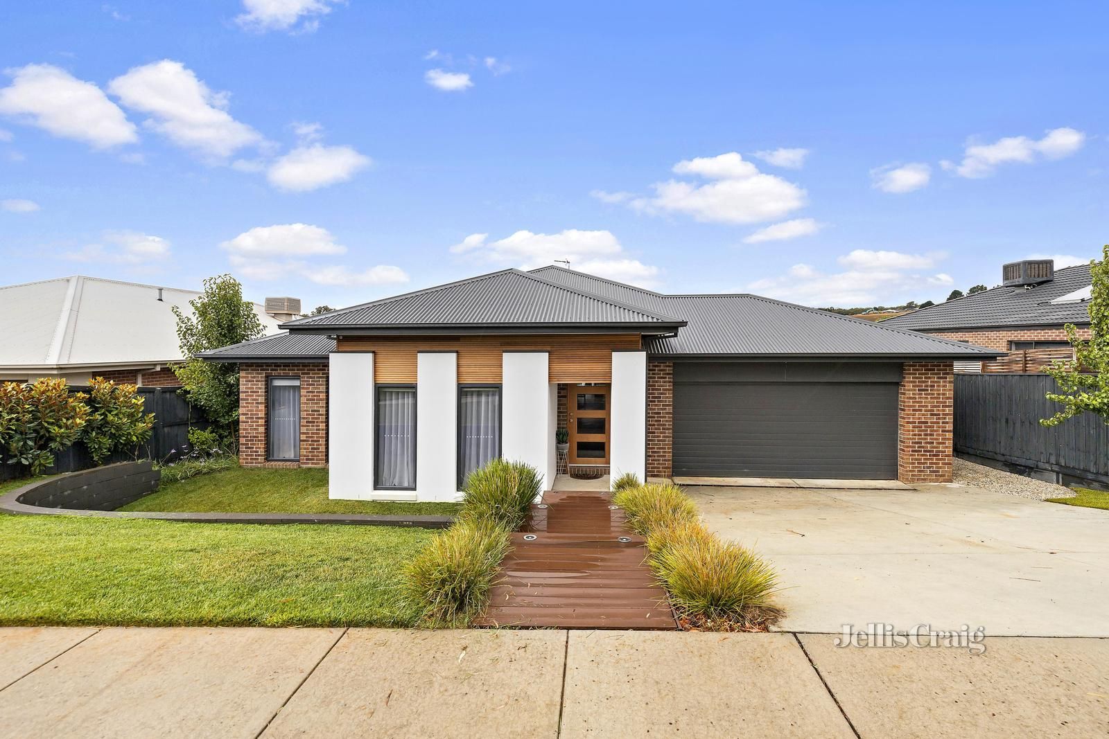 11 Illana Street, Brown Hill VIC 3350 Domain