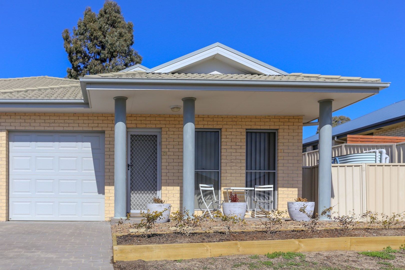 2/163 Gardner Circuit, Singleton NSW 2330, Image 0