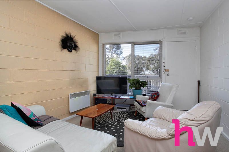 4/18 Bakewell Street, Herne Hill VIC 3218, Image 2