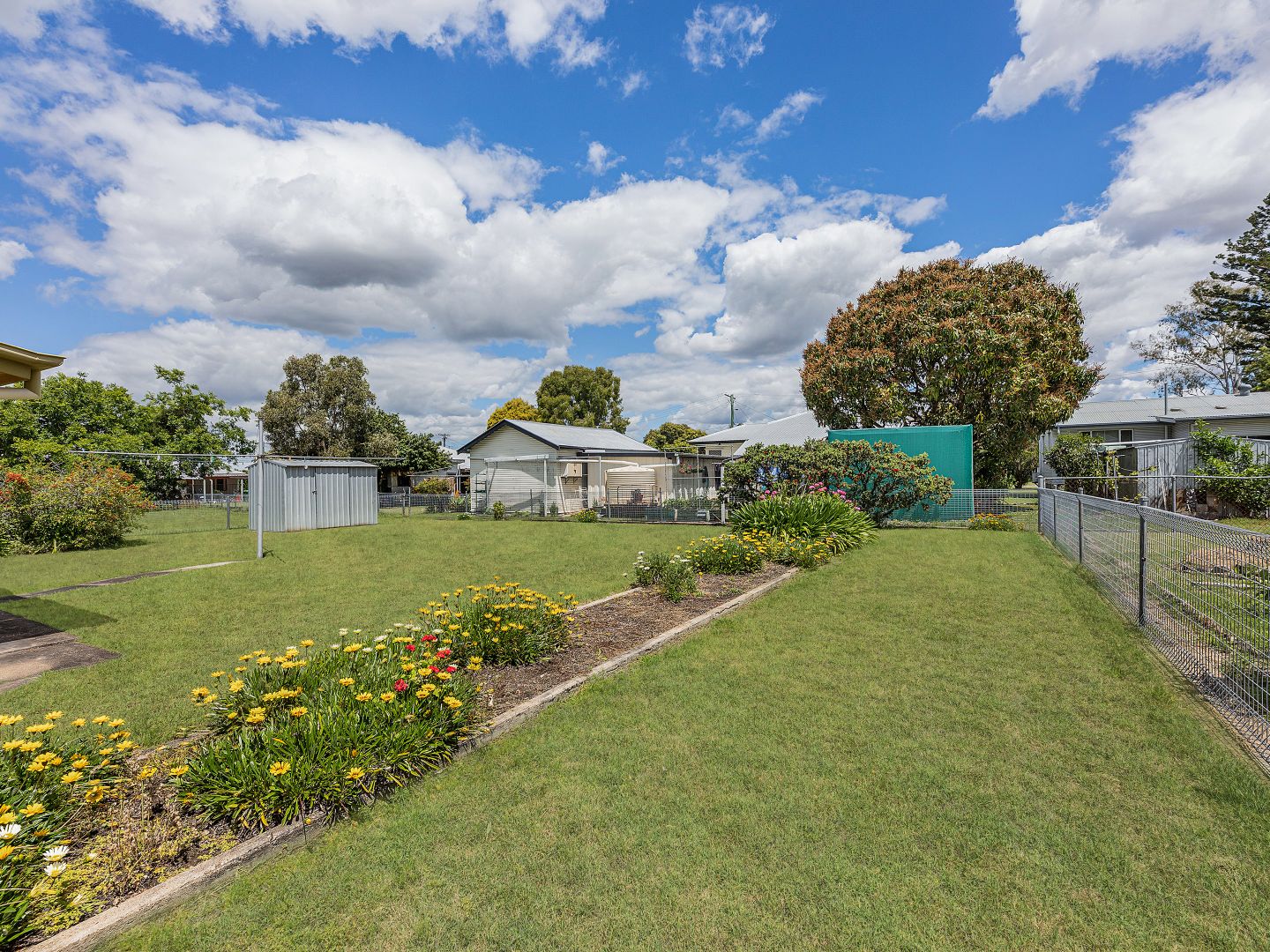 65 Chubb Street, One Mile QLD 4305, Image 2