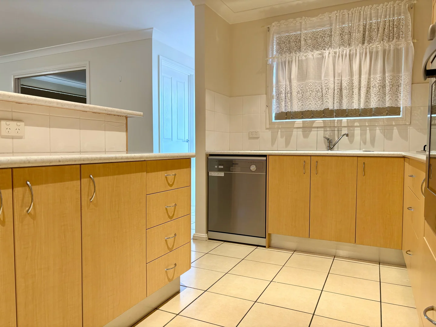 Additional image 5 of 2/1a Kent St, West Tamworth NSW 2340