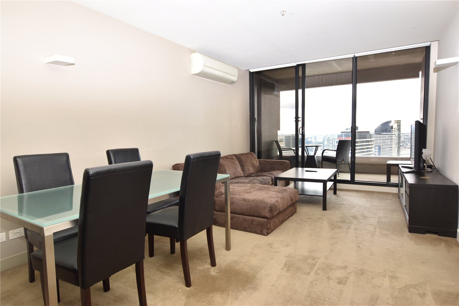 2 bedrooms Apartment / Unit / Flat in 3507/200 Spencer Street MELBOURNE VIC, 3000