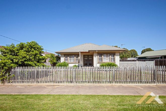 Picture of 30 Cameron Cres, EAST BAIRNSDALE VIC 3875