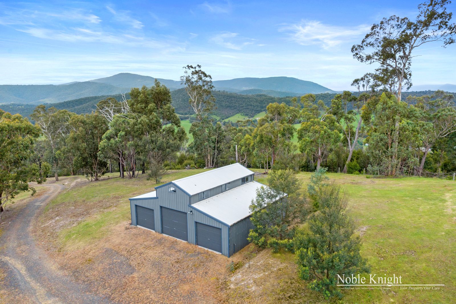 65 Taylor Road, Dixons Creek VIC 3775, Image 2