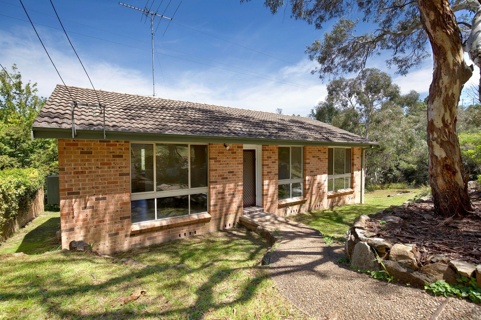 5 Glenview Road, Wentworth Falls NSW 2782, Image 0