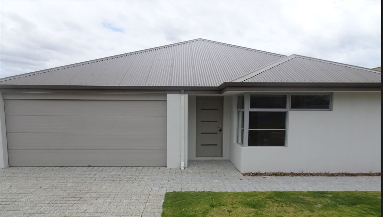 4 bedrooms House in 16 Christison Way AUSTRALIND WA, 6233