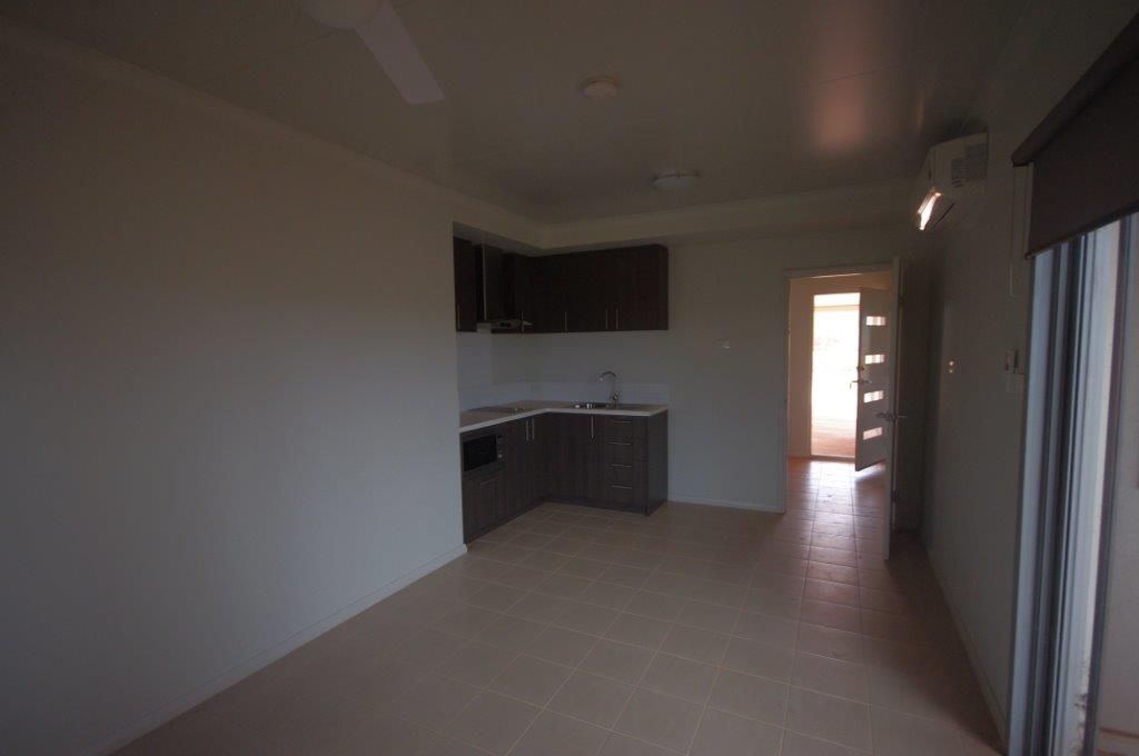 35 Kingsmilli Loop, Newman WA 6753 House For Rent 950 Domain
