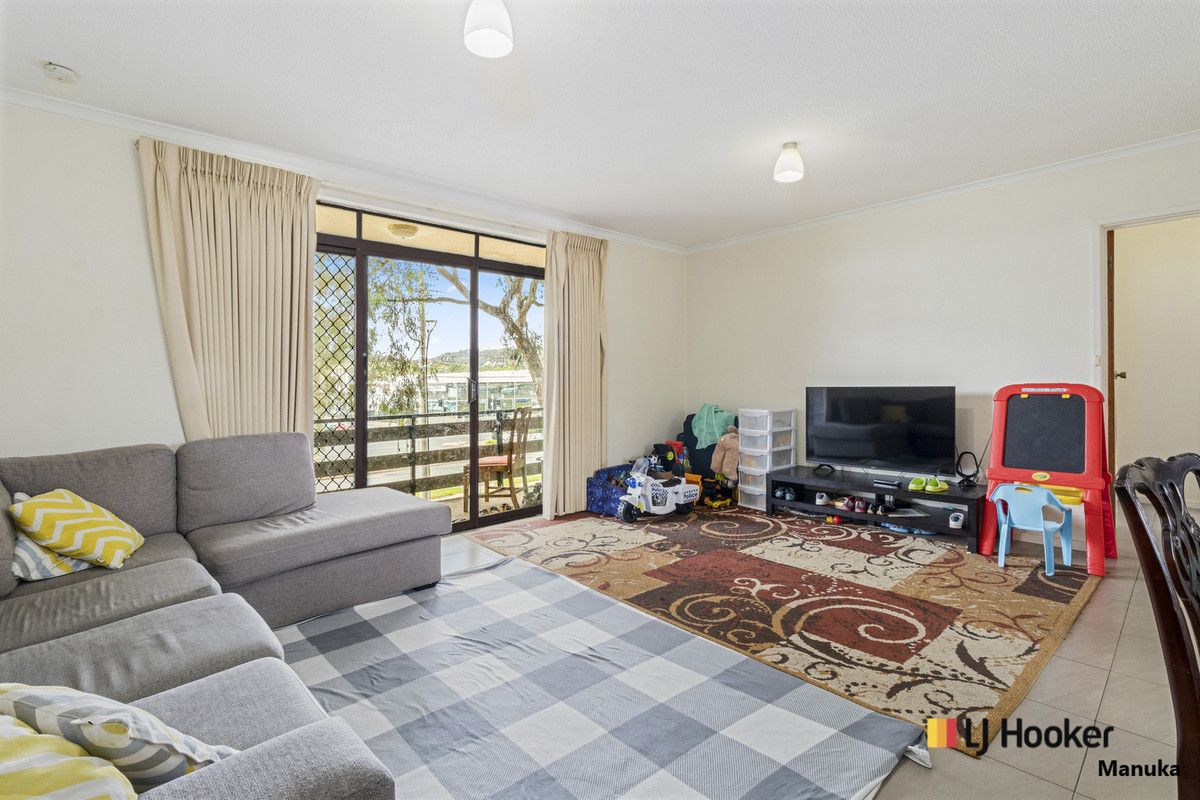 14/6 Maclaurin Crescent, Chifley ACT 2606, Image 2