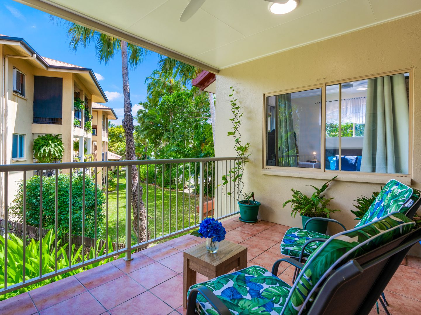 13/9-11 Oyster Court, Trinity Beach QLD 4879, Image 2