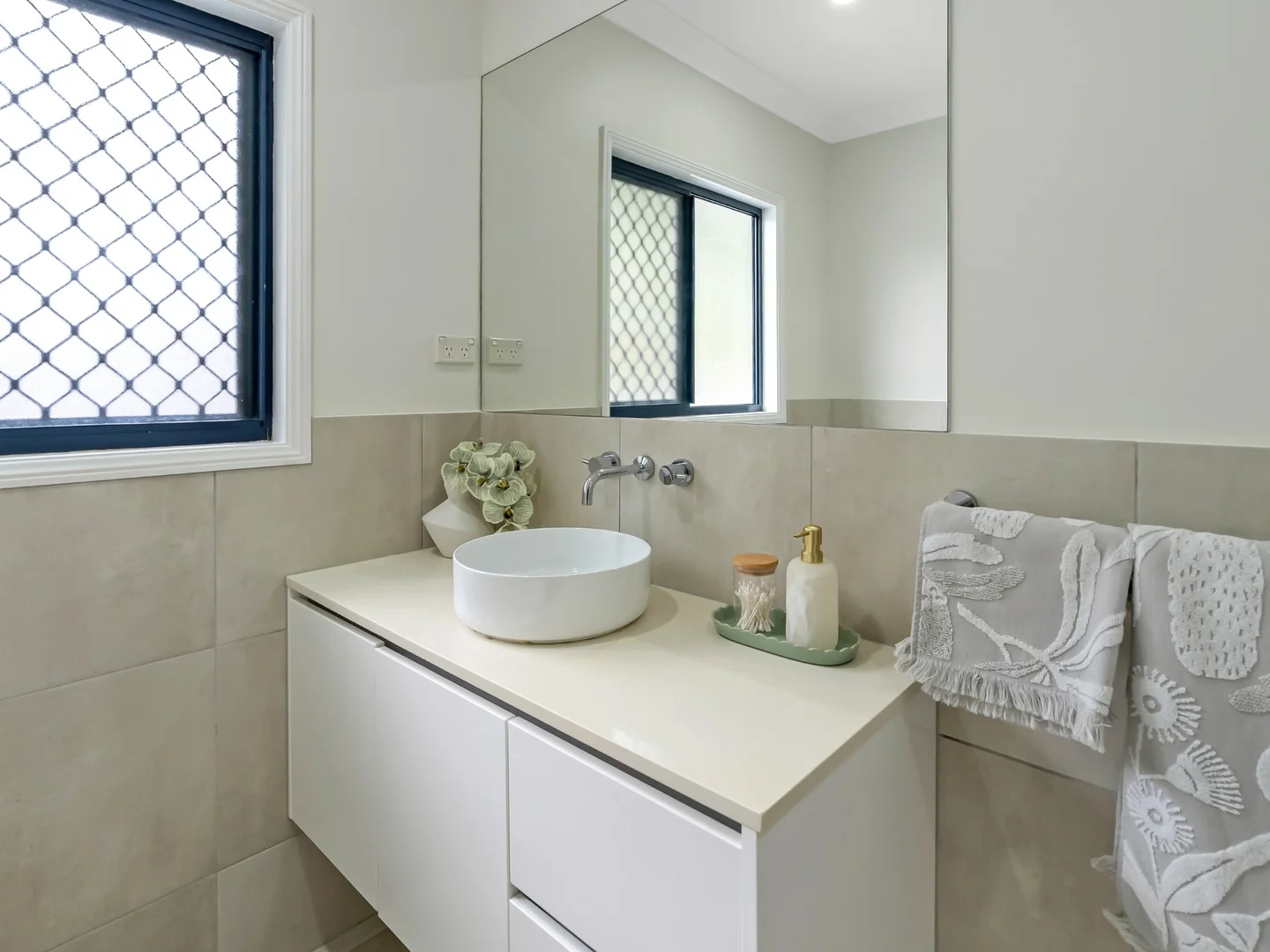 Additional image 19 of 4 Rosemont Court, Mooroobool QLD 4870