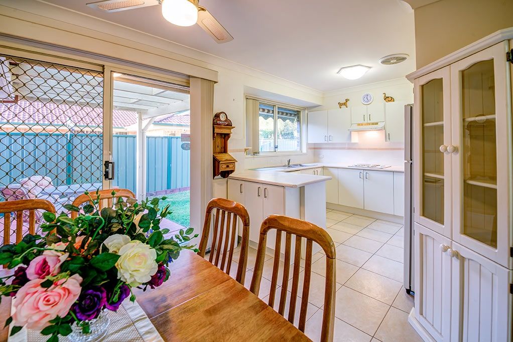 7 Castlereagh Crescent, Bateau Bay NSW 2261, Image 2