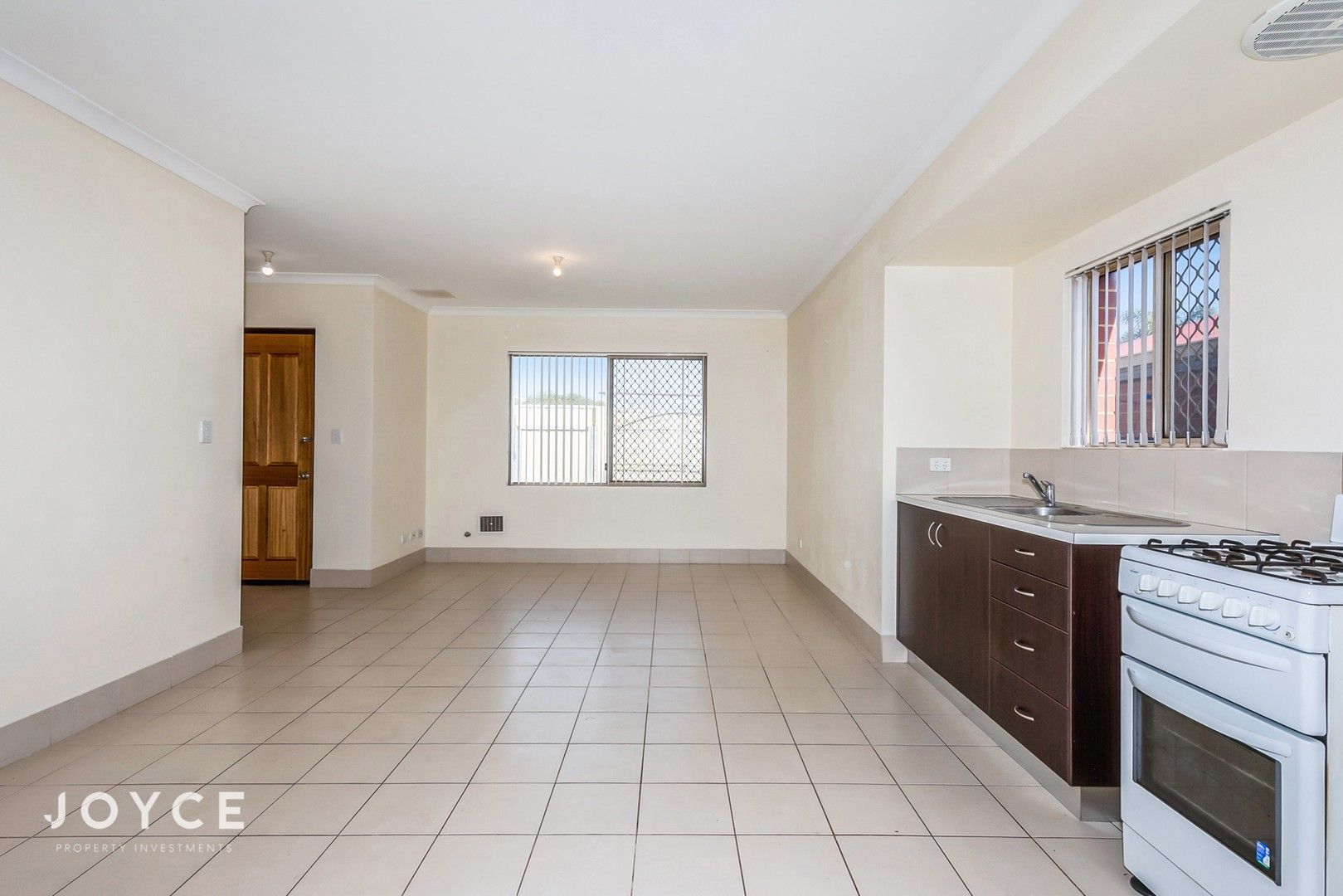 1 bedrooms Apartment / Unit / Flat in 4 Freeth Road SPEARWOOD WA, 6163