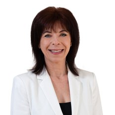 Susanna White, Sales representative