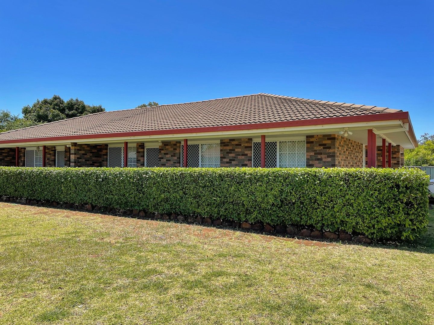 2 bedrooms Duplex in 8B Murrayfield Drive DUBBO NSW, 2830