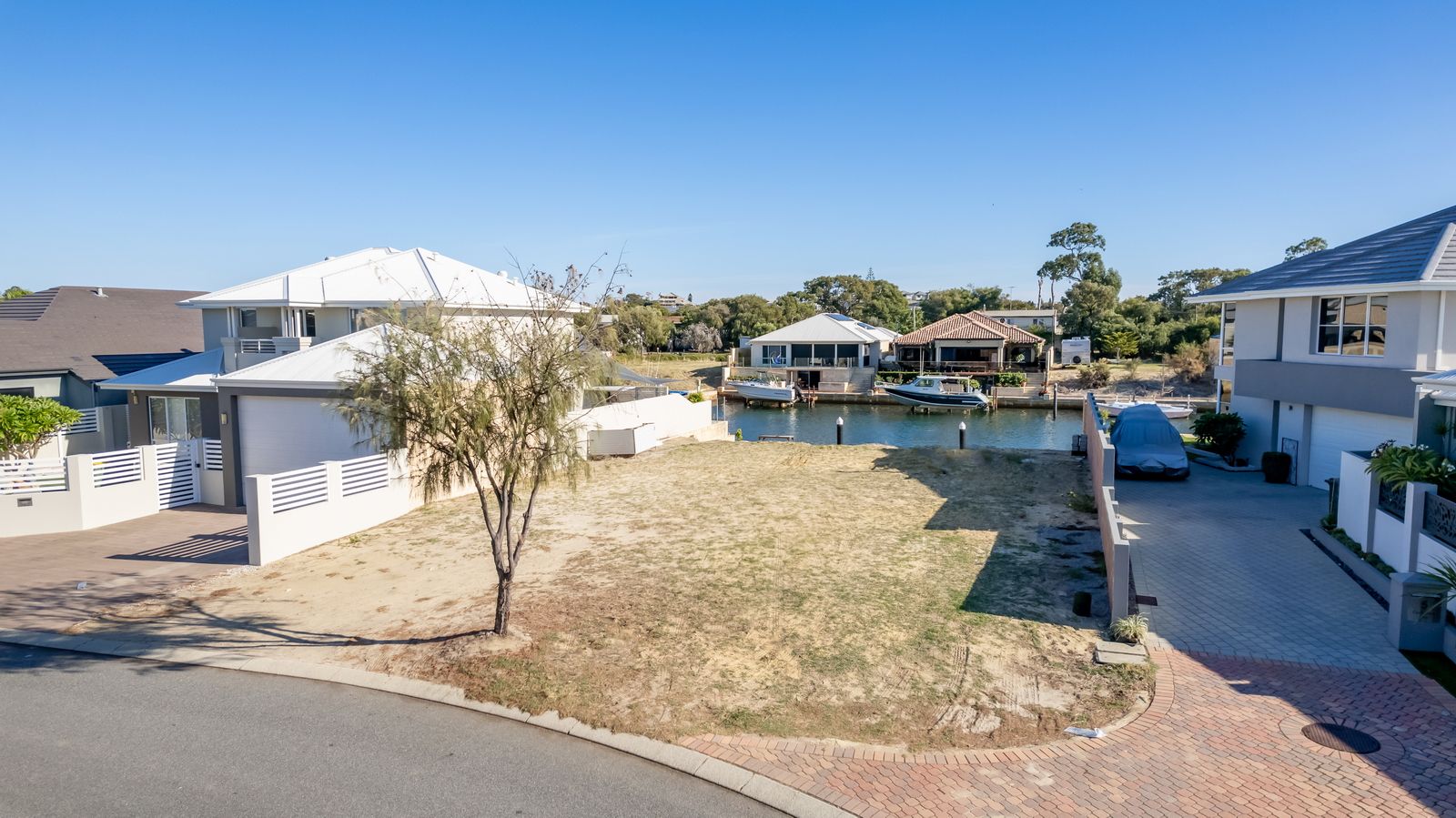 4 Cormorant Key, Wannanup WA 6210 Domain