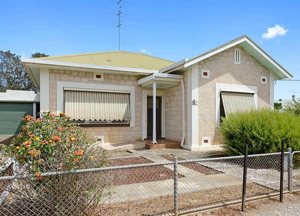 1 Young Street, Yorketown SA 5576