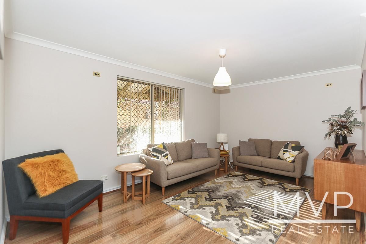 3/1 Prescott Drive, Kardinya WA 6163, Image 2