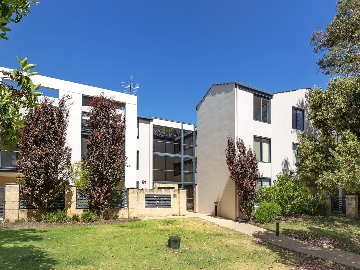 10/38-40 Onslow Road, Shenton Park WA 6008, Image 2