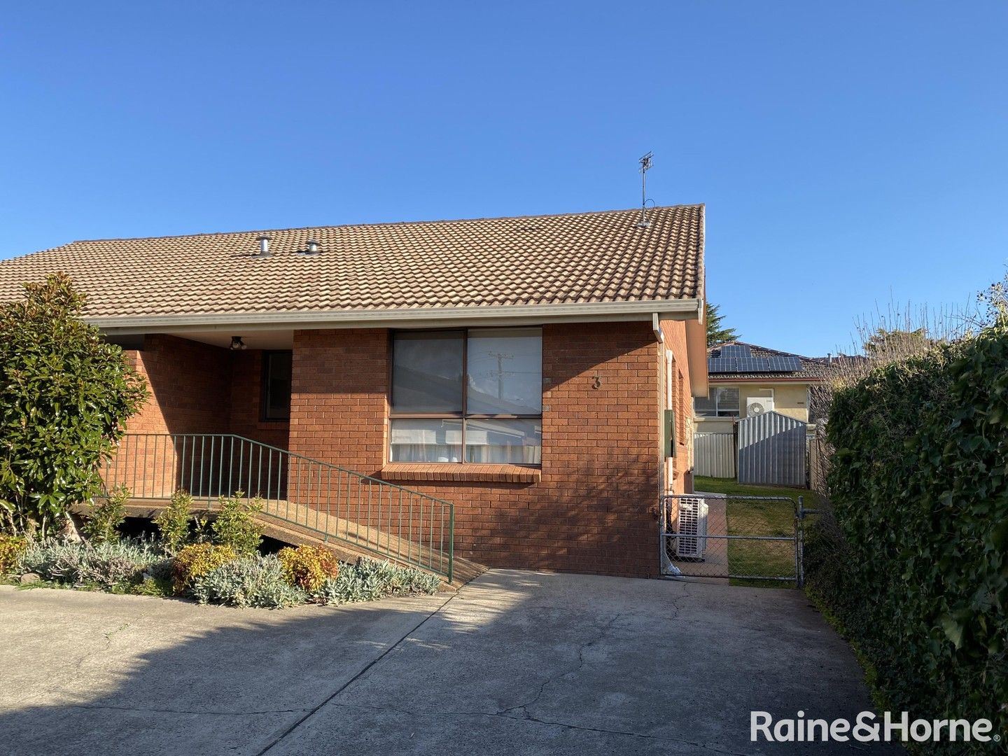 2 bedrooms Apartment / Unit / Flat in 3/18 Gardiner Road ORANGE NSW, 2800