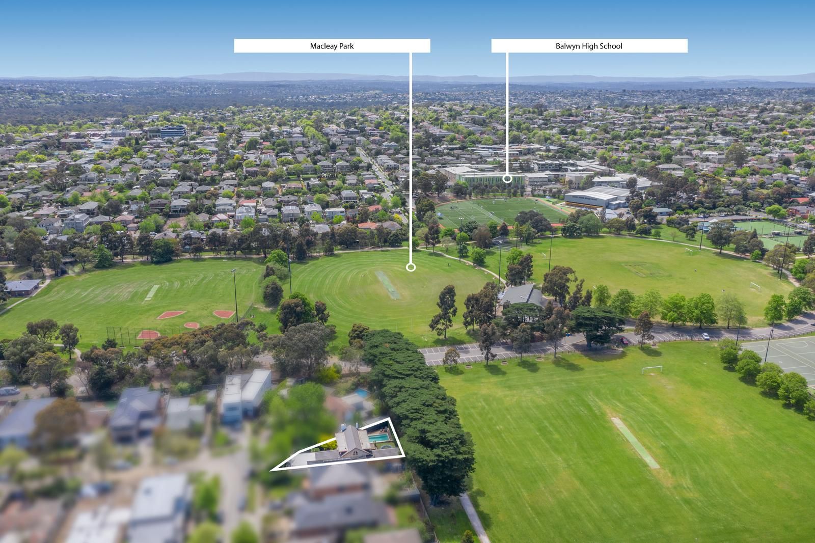 15 Kendari Avenue, Balwyn North VIC 3104, Image 1