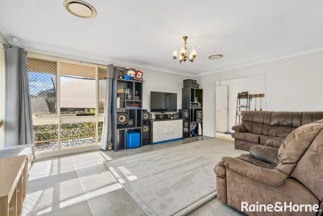 Additional image 3 of 54 Coachwood Crescent, Bradbury NSW 2560