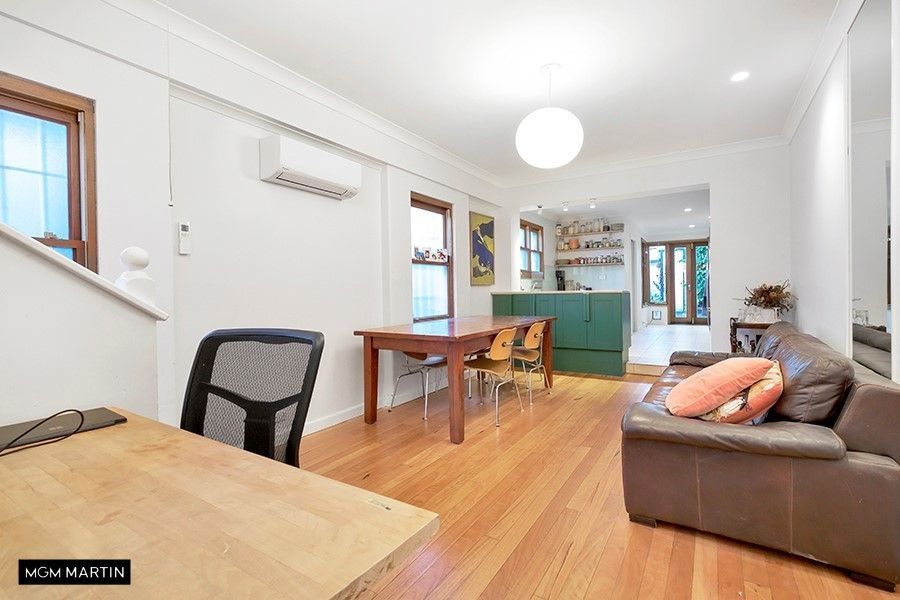 3 bedrooms House in 141 Rochford Street ERSKINEVILLE NSW, 2043