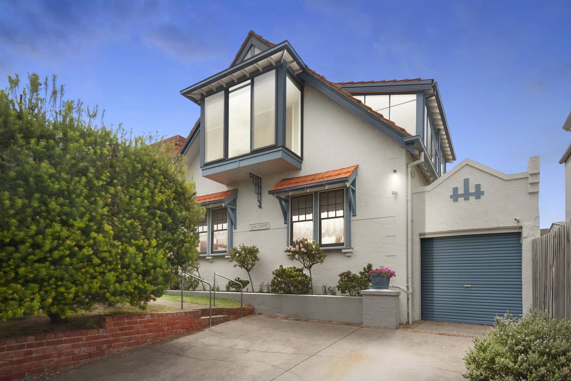 Picture of 38 Parkers Road, PARKDALE VIC 3195